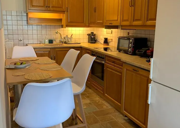 Avrapatmos1 فيلة سكالا